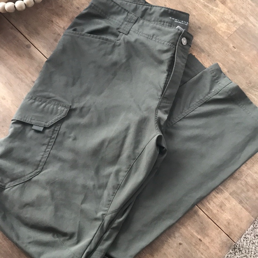 Army green weatherproof lightweight cargo pants